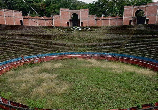 Colômbia ira transformar arena de touradas em um imenso viveiro!