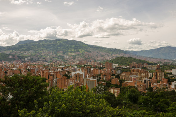 Como uma cidade colombiana transformou 18 ruas e 12 hidrovias em corredores verdes