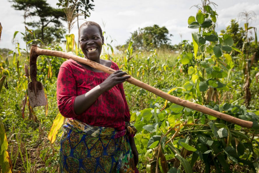 Permacultura empodera mulheres e alimenta 6 mil famílias refugiadas na Uganda