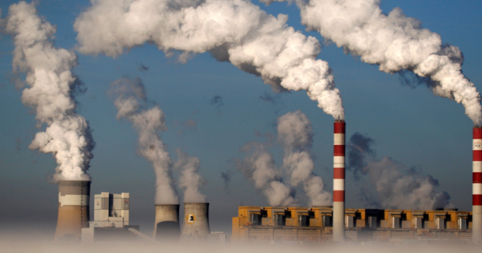 Emissões de CO2 das refinarias de petróleo devem aumentar até 2030