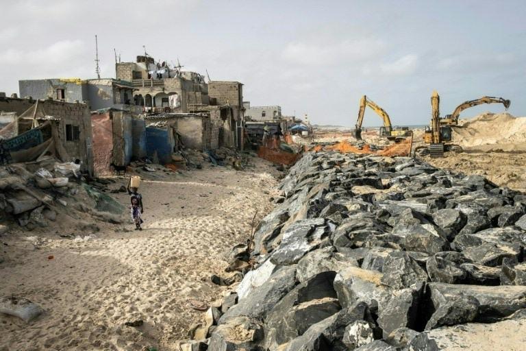 Cidade histórica do Senegal é ameaçada pelo o avanço do nível dor mar