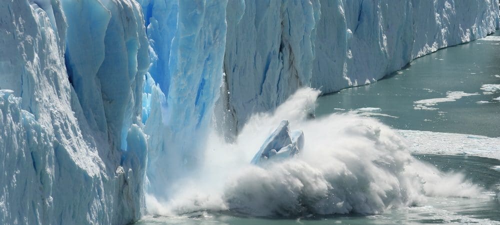 O gelo do mar Ártico atinge sua extensão mínima deste ano – 2 cientistas da NASA explicam o que está causando o declínio geral