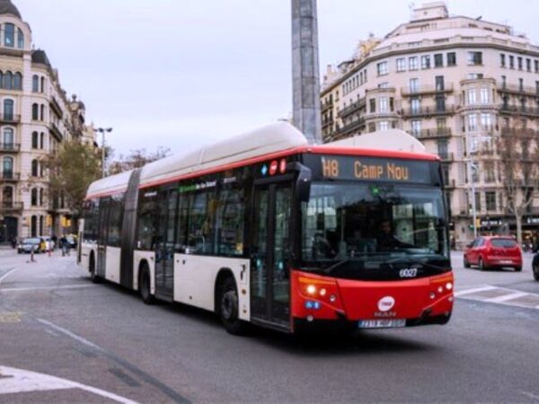 Conheça a capital que oferece transporte público gratuito a quem vende o carro