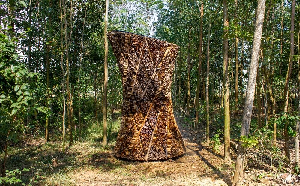 Torre de bambu resfria 6°C sem gastar energia
