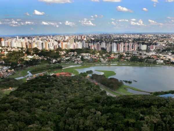 Espaços verdes ajudam a aliviar a solidão em áreas urbanas, mostra estudo