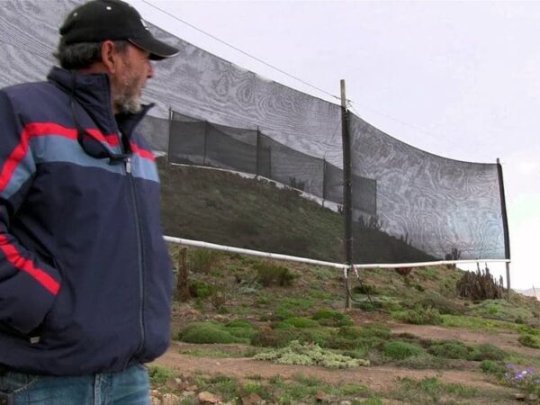 Caçadores de nuvens: eles roubam a água para abastecer os pobres