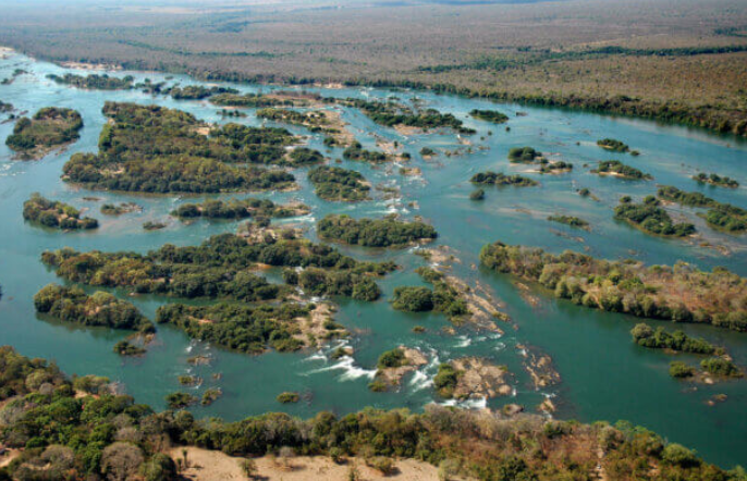 Rio Tocantins, o Cerrado que banha a Amazônia