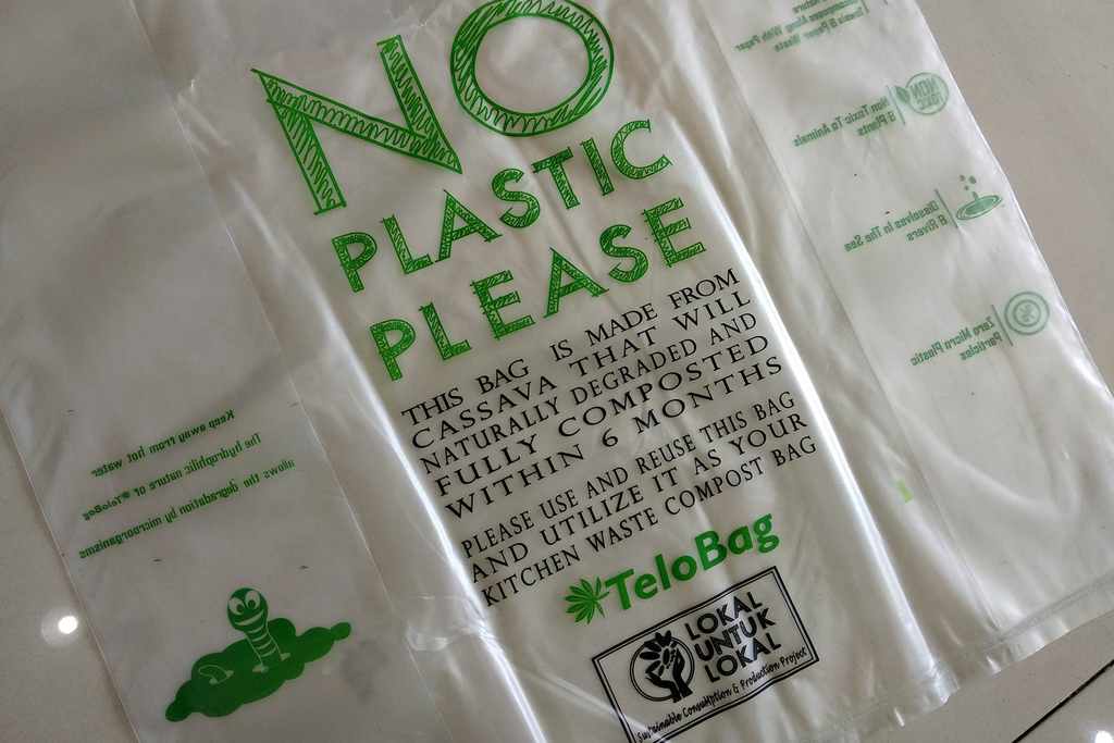 E se os sacos plásticos fossem feitos de mandioca?