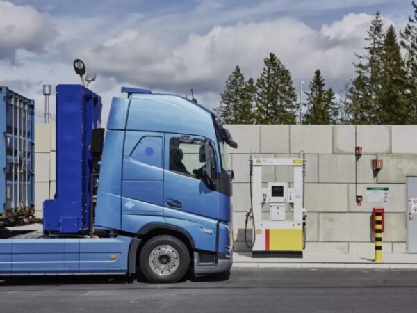 Volvo inicia testes com caminhões movidos a hidrogênio