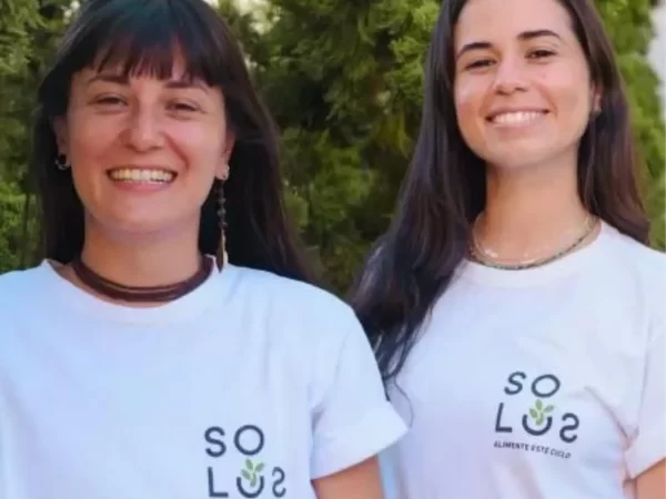 Amigas criam startup que já retirou 600 toneladas de lixo do meio ambiente