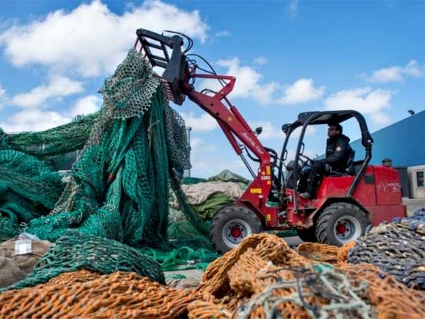 Peças dos futuros carros da BMW serão feitas a partir de redes de pesca recicladas