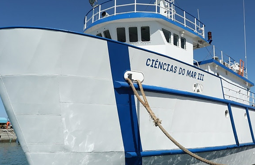 Universitários brasileiros terão aulas em navio oceanográfico