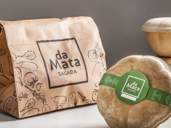 Chega do mercado embalagem de mandioca para delivery