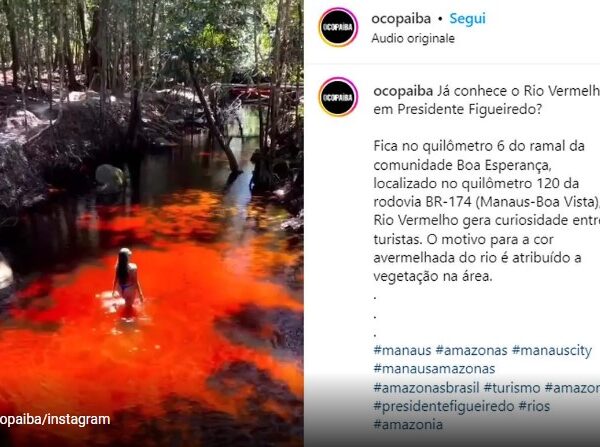 Rio com águas vermelhas deixa turistas brasileiros fascinados