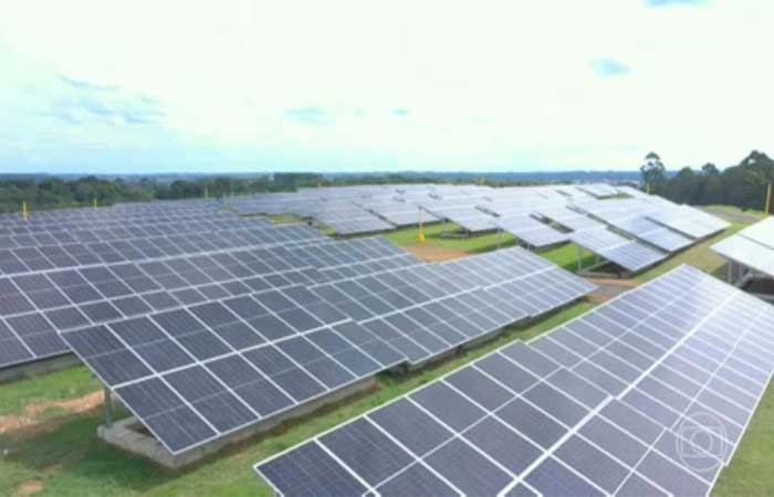 Aterro sanitário que recebeu lixo por décadas vira usina solar