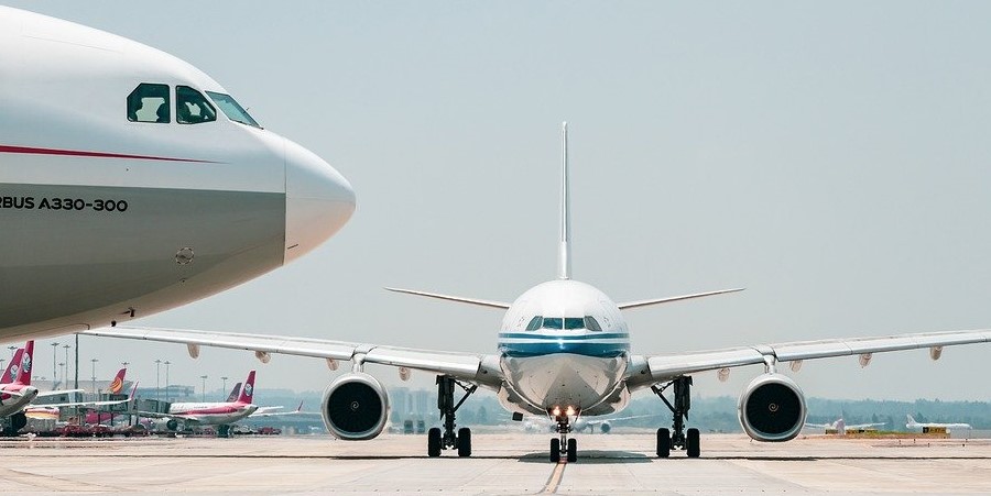 Projetos de combustíveis sintéticos para a aviação aumentam na Europa