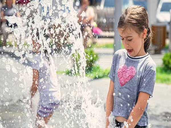 Guia ensina práticas educativas com a água para abordar as ciências ambientais