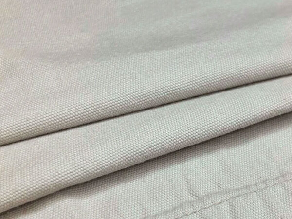 Vicunha desenvolve denim com fibra de malva