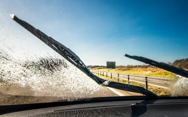 O líquido do lavador de para-brisa tem um segredinho sujo