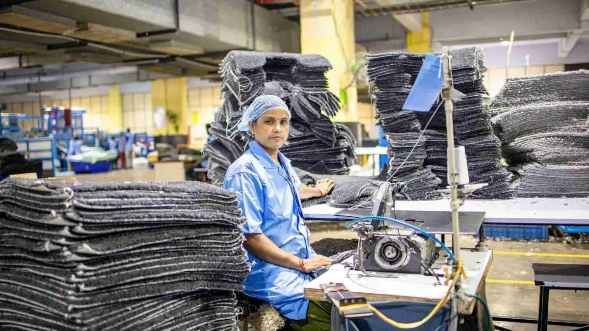 Metade das camisetas vira lixo antes de chegar à loja